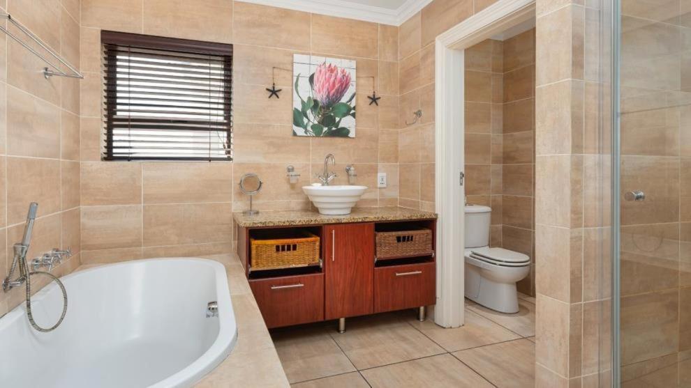 Harbour Close Boutique Villa Cape Town Exterior photo
